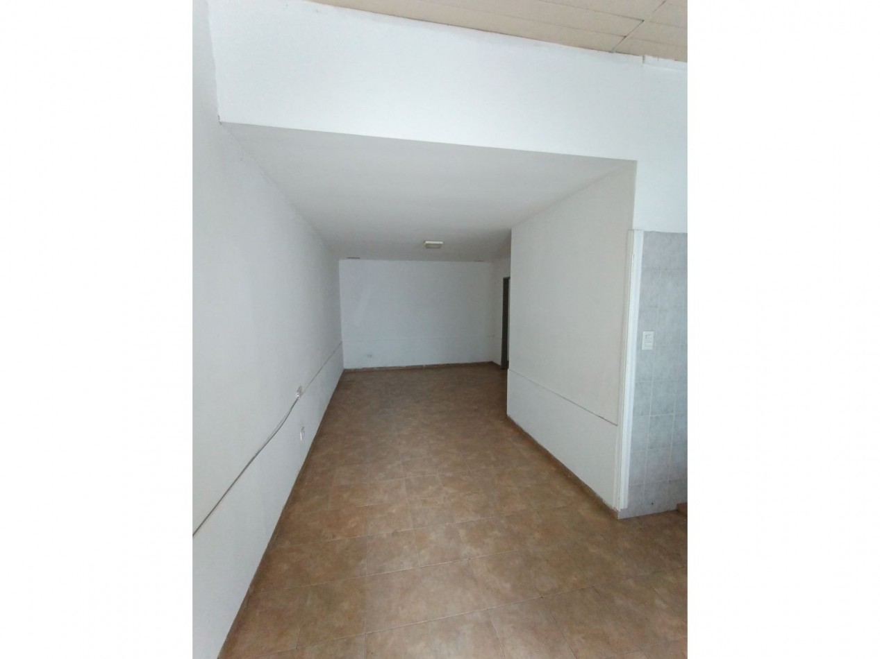 ALQUILER PH 2 AMB AMPLIO CON PATIO