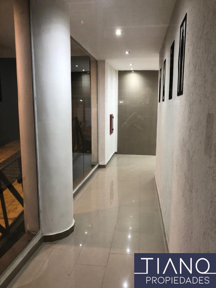 MONOAMBIENTE A ESTRENAR EN LANUSITA - APTO PROFESIONAL  COCHERA DESCUBIERTA