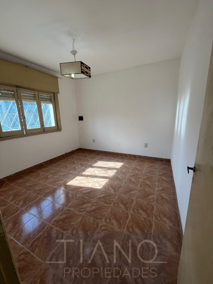 3 AMBIENTES AMPLIOS CON RECEPCION - APTO PROFESIONAL/COMERCIAL