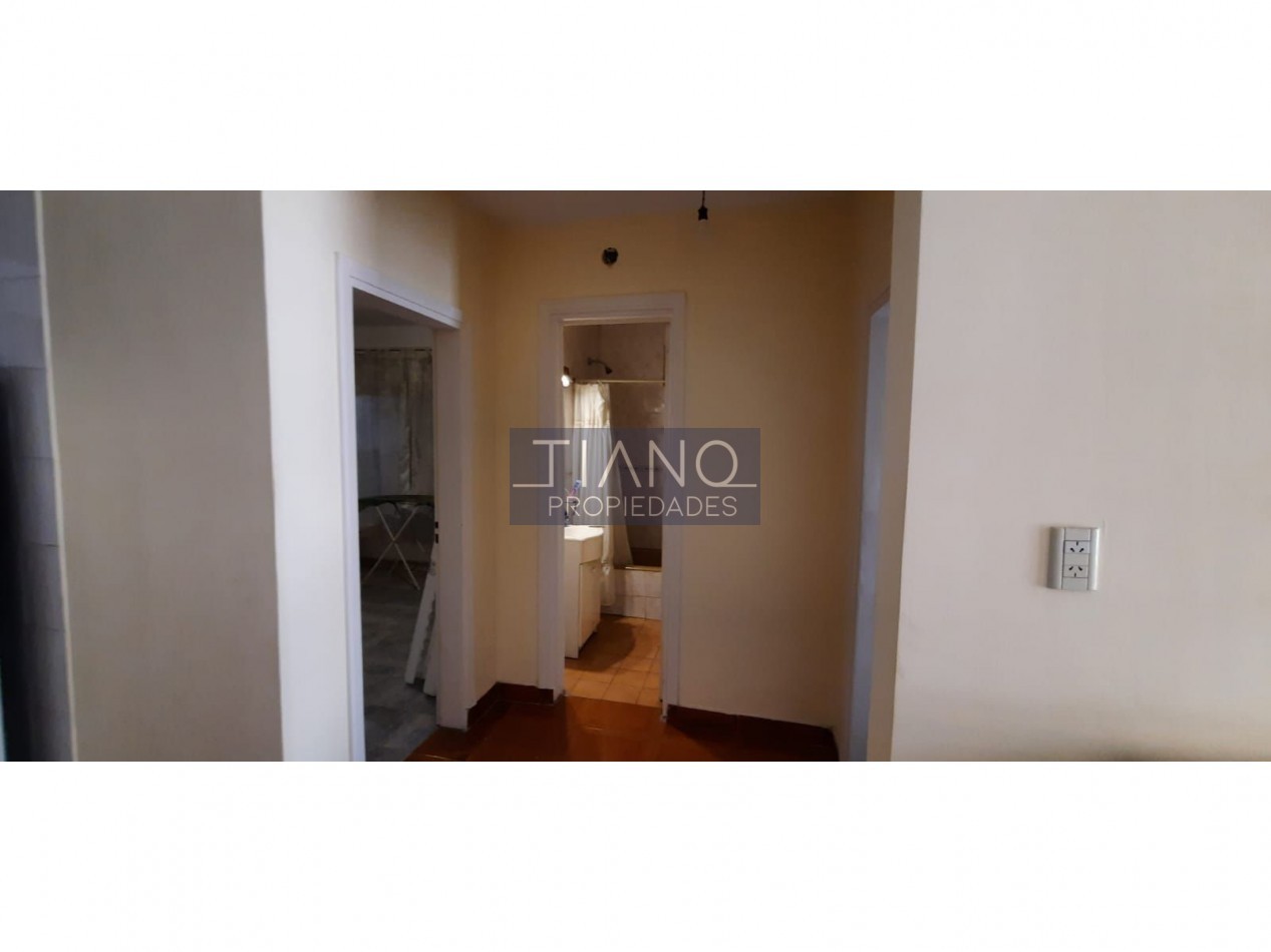 CASA EN 2 PLANTAS + DEPARTAMENTO 3 AMB - APTO CREDITO