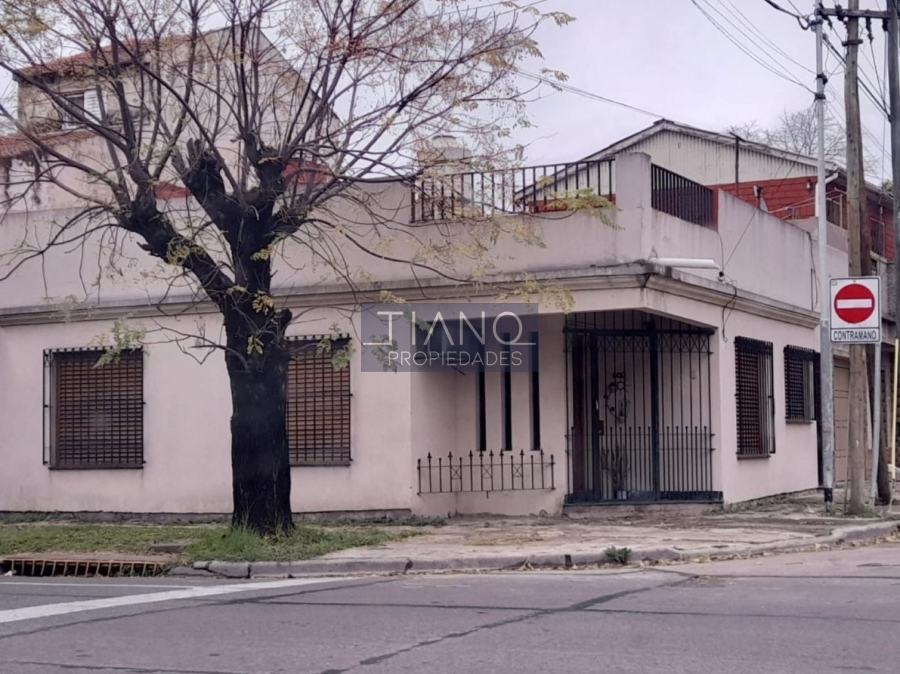  Casa 3 ambientes con terraza