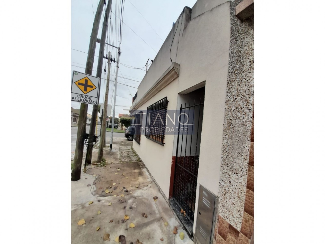  Casa 3 ambientes con terraza