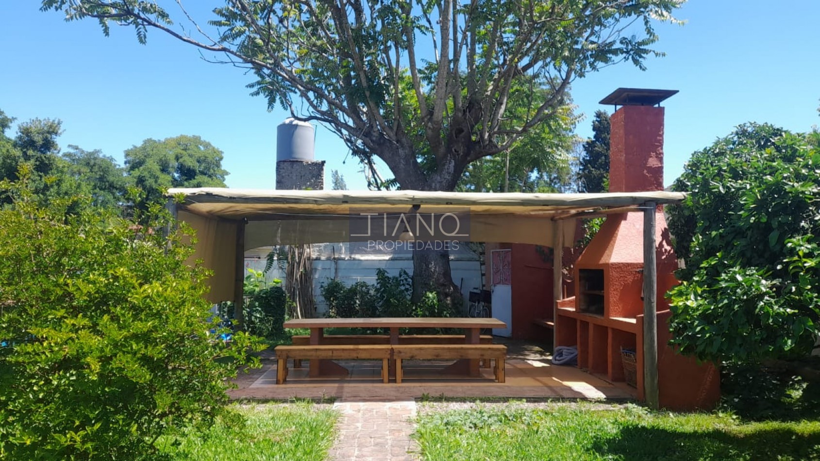 QUINTA ESTILO COLONIAL