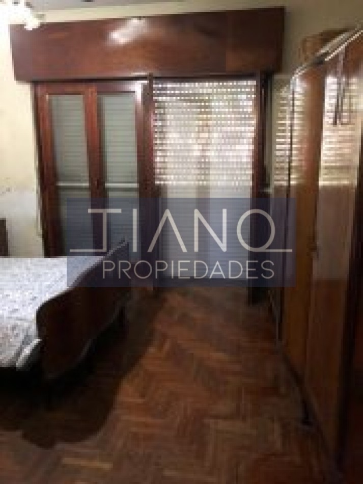 PH de 3 ambientes en planta alta con patio, terraza y garage. APTO CREDITO