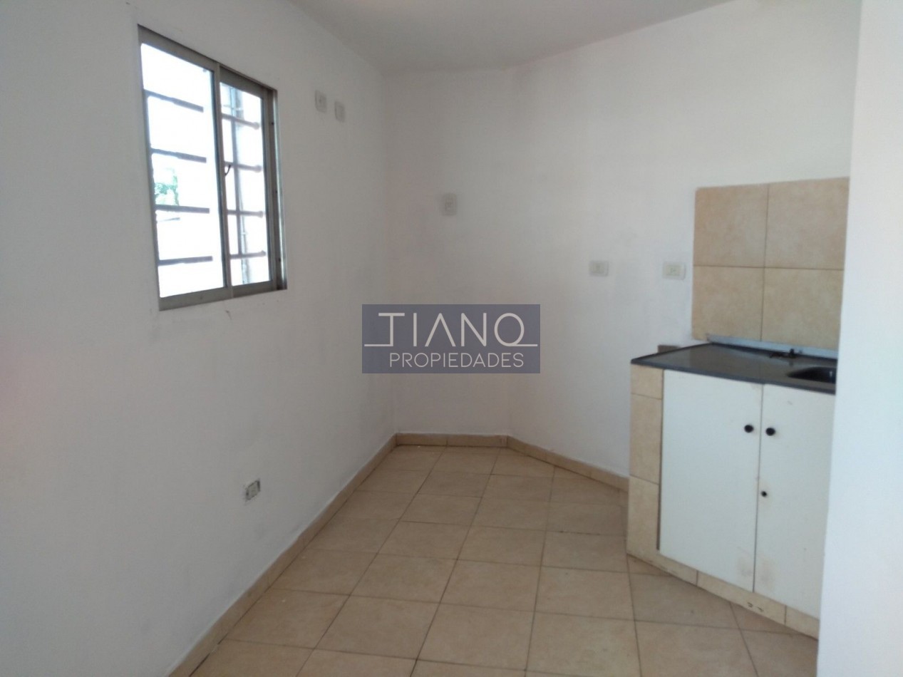  ALQUILER - PH 2AMBIENTES PLANTA ALTA CON PATIO