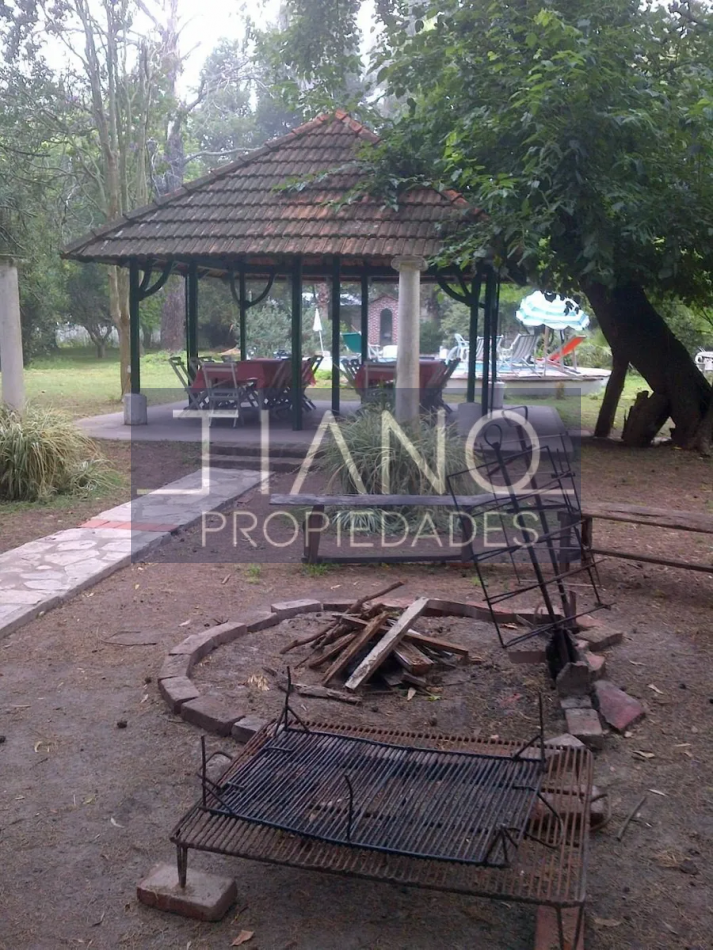 Arbolada casa de campo