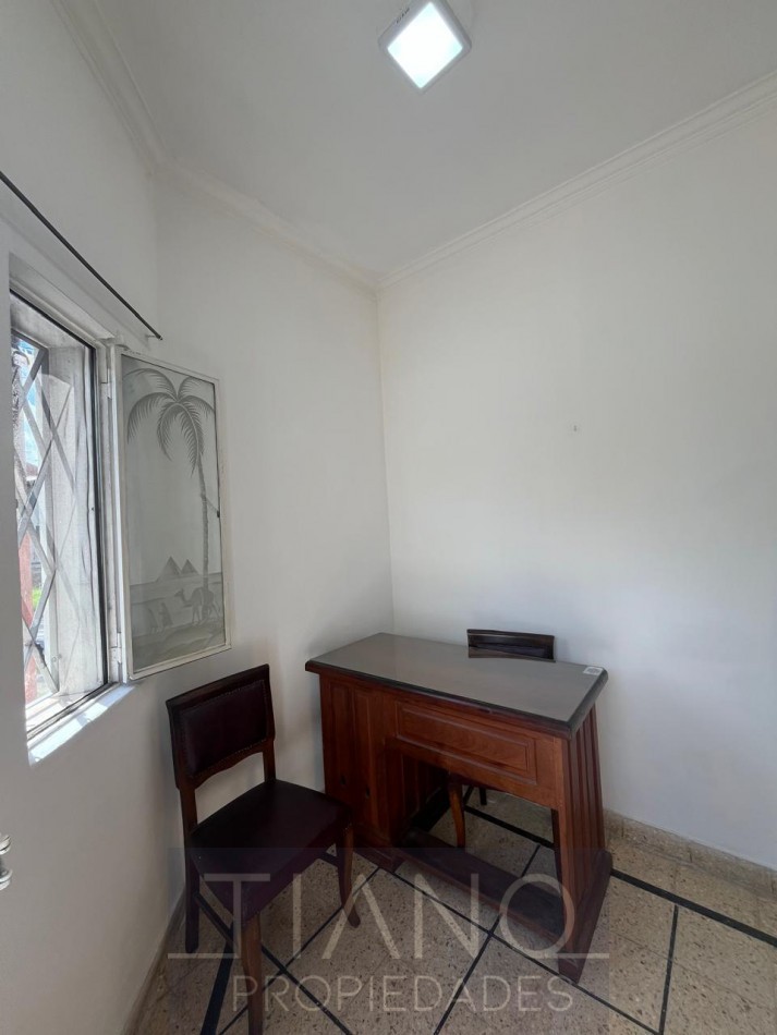 3 AMBIENTES AMPLIOS CON RECEPCION - APTO PROFESIONAL/COMERCIAL
