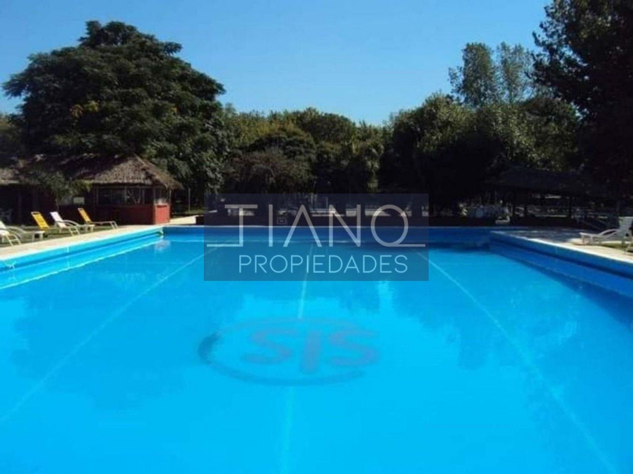 VENTA CASA 4 AMB JARDIN - CLUB PRIVADO EN MONTE GRANDE