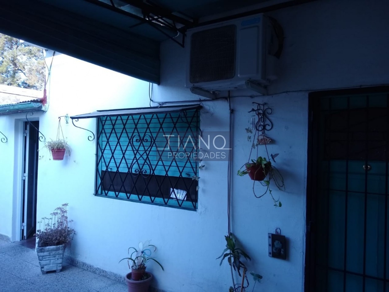 AMPLIO 4 AMBIENTES CON PATIO, PARRILLA Y LAVADERO