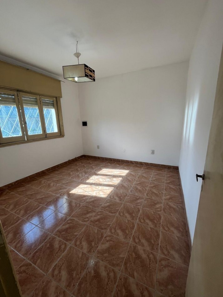 3 AMBIENTES AMPLIOS CON RECEPCION - APTO PROFESIONAL/COMERCIAL