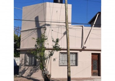  ALQUILER - PH 2AMBIENTES PLANTA ALTA CON PATIO