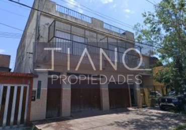 PH de 3 ambientes en planta alta con patio, terraza y garage. APTO CREDITO