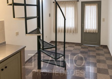  2 AMBIENTES AL FRENTE - SIN EXPENSAS! APTO PROFESIONAL Y COMERCIAL
