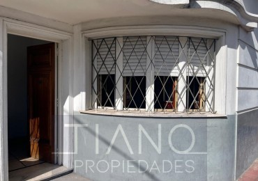 3 AMBIENTES AMPLIOS CON RECEPCION - APTO PROFESIONAL/COMERCIAL