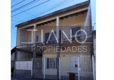 CASA EN 2 PLANTAS - APTO CREDITO
